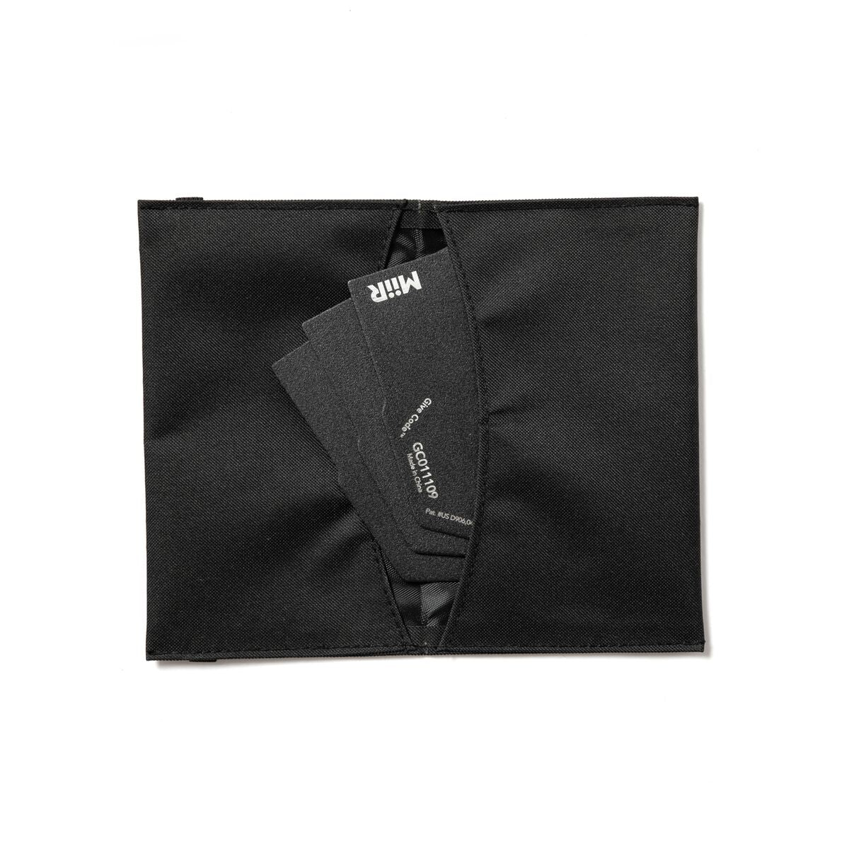 pourigami-x4 WebPDP-Pourigami_Black_Case__POG2SN00002_Studio_Open.jpg