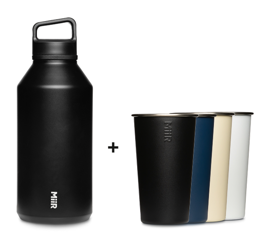 64oz-wm-bottle-4x-pint-cups-e4 64oz-bundle-04.png