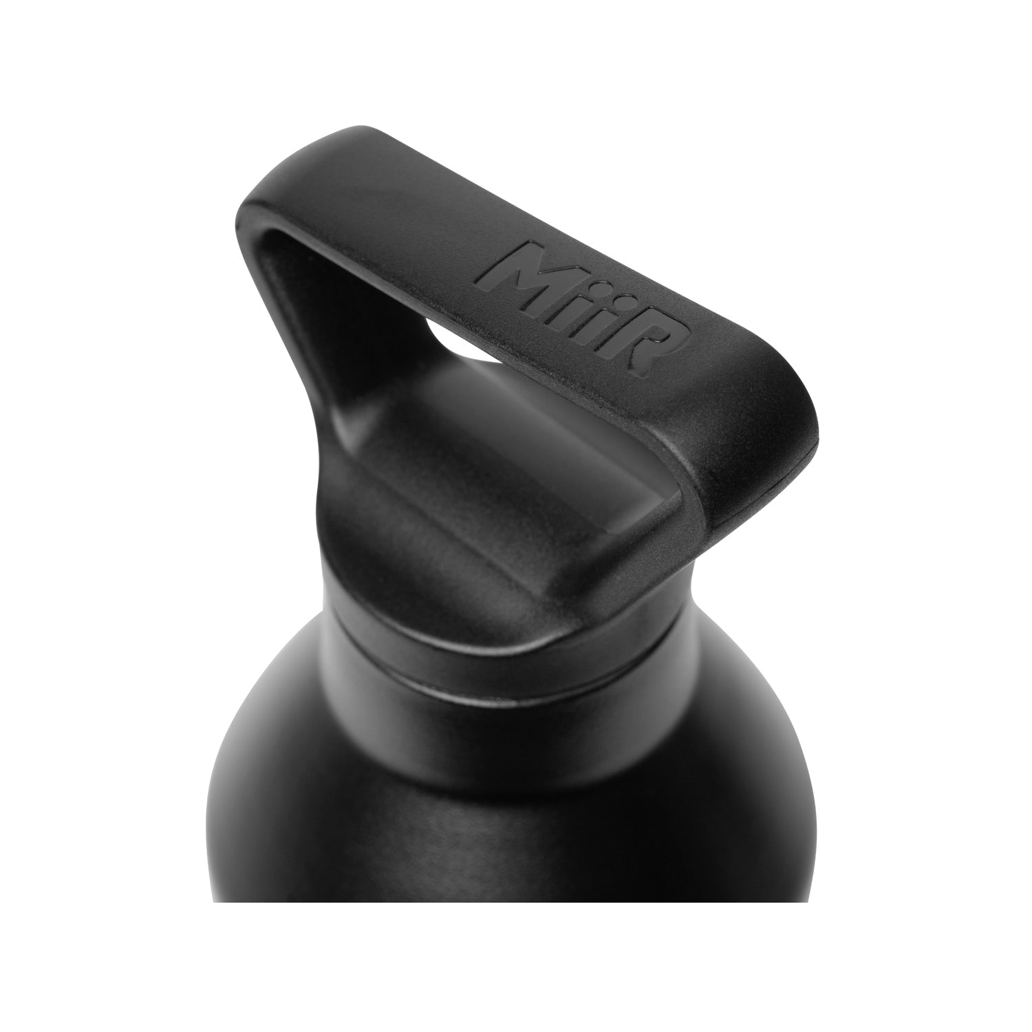 23oz-vacuum-insulated-bottle-b7 Narrow_Mouth_Black_Studio_1020_402286_45Deg_2__402286__NMB1SV23002_1.jpg