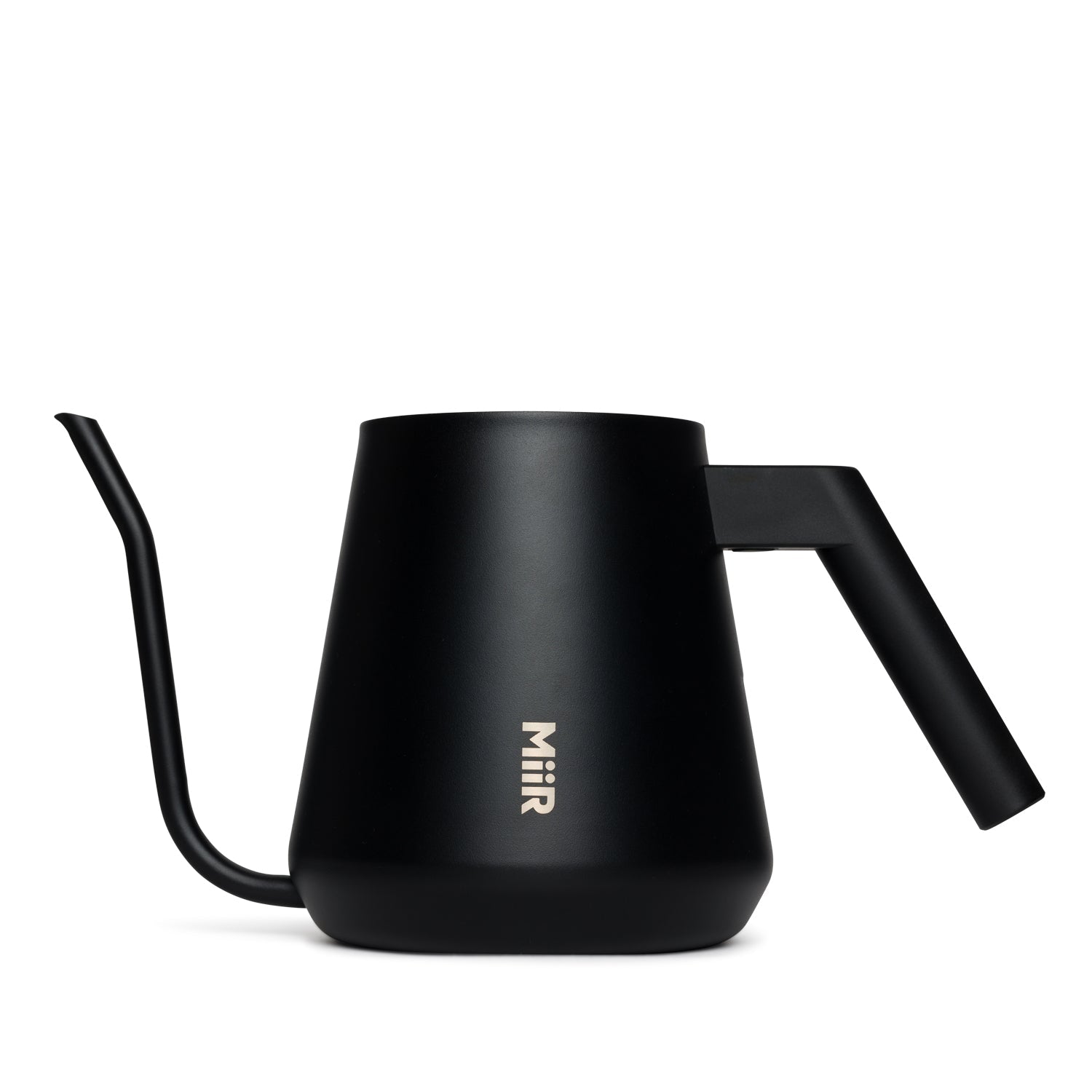 new-standard-pour-over-kettle-g6 Pour_Over_Kettle_Black_Studio_0222_Front.jpg