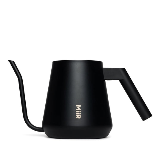 new-standard-pour-over-kettle-g6 Pour_Over_Kettle_Black_Studio_0222_Front.jpg