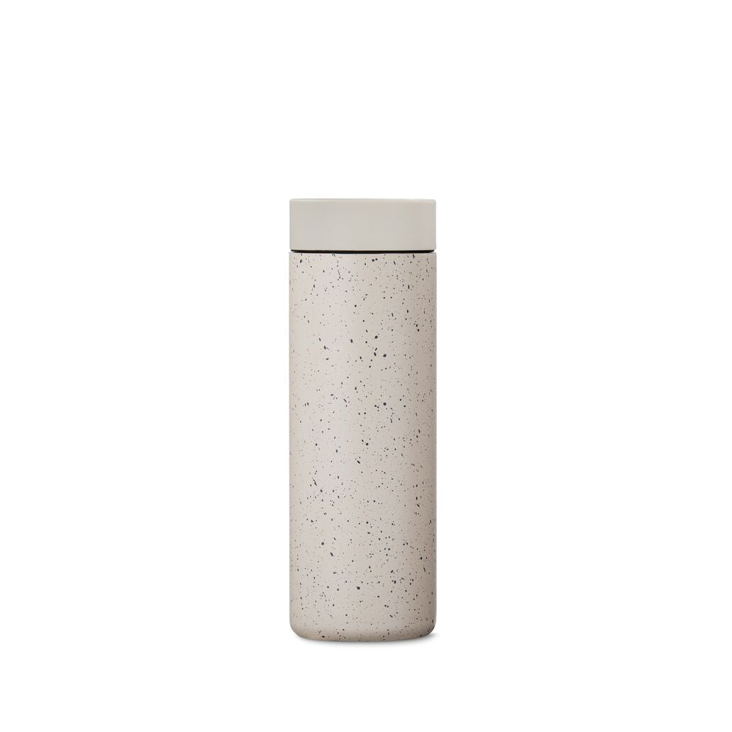 360-traveler-i9 WebPDP-16oz_360_Traveler_Desert_Tan_Speckle_Studio__TRV1SV16224_Back.jpg