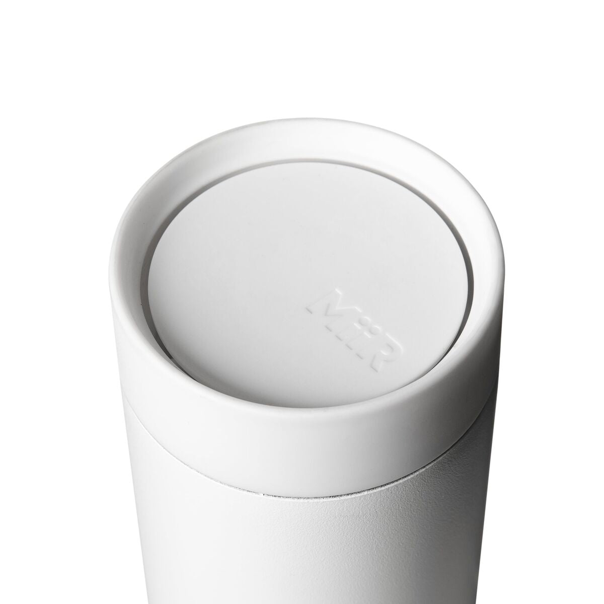 360-lid-j7 WebPDP-360_Lid_White__3602PNWM001_X2Studio_Closeup_Closed.jpg