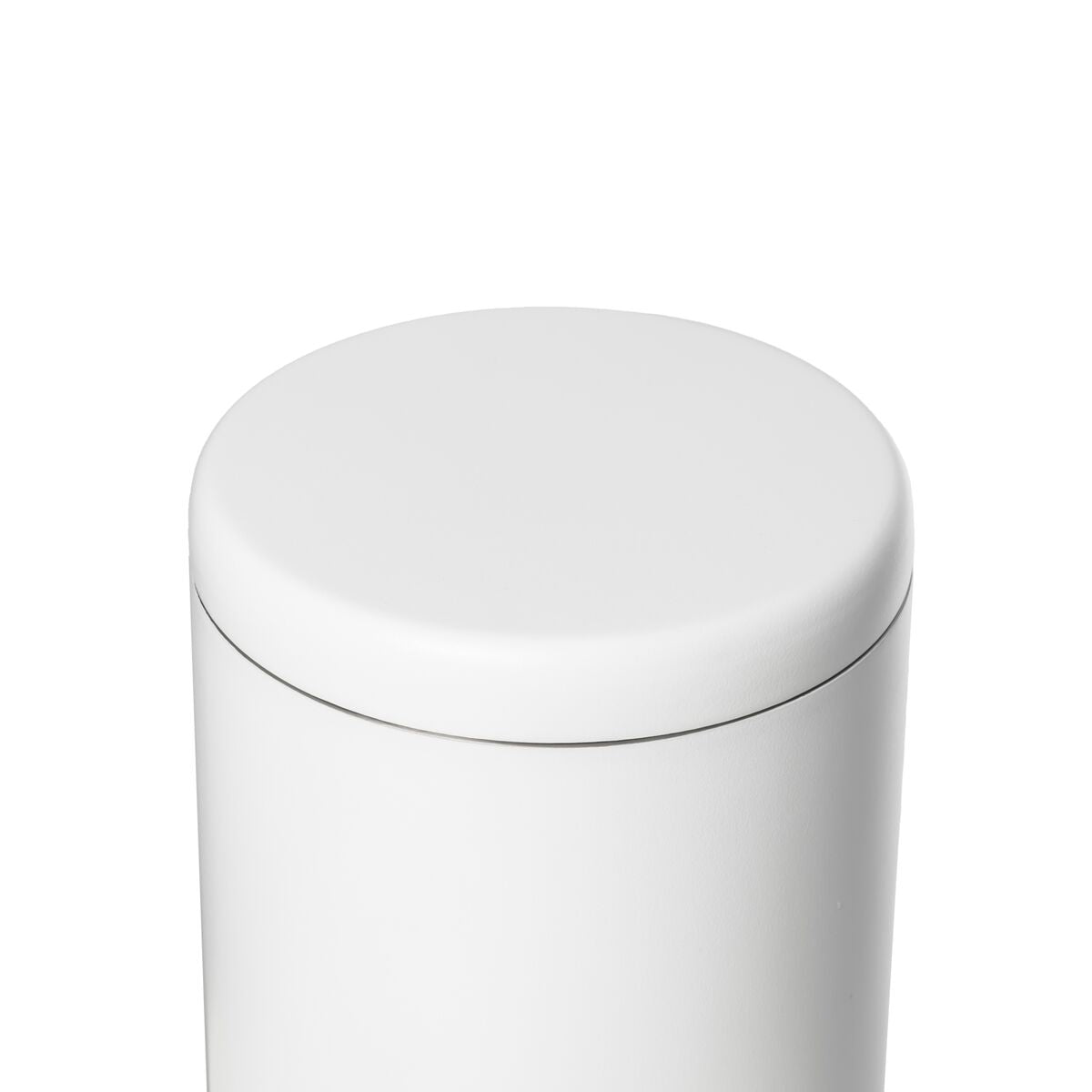 airlock-coffee-canister-z9 WebPDP-Airlock_Coffee_Canister__ACN2SVOS001_White_X2Studio_45_Deg_Lid_On.jpg