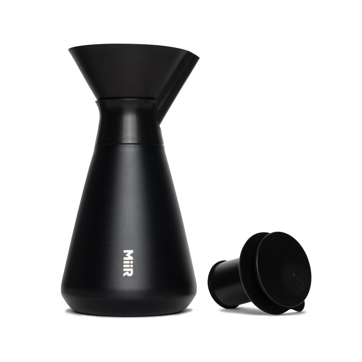 new-standard-carafe-m9 WebPDP-Carafe_Black_Studio_0722_Front_Lid_Staged__CAR1SVOS002.jpg