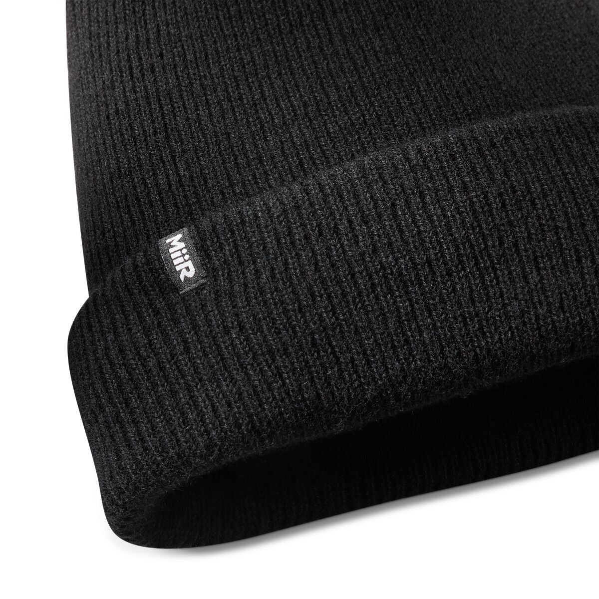 recycled-cashmere-beanie-j0 WebPDP-Recycled_Cashmere_Luxe_Beanie_Studio_Detail__BNE004002OS.jpg